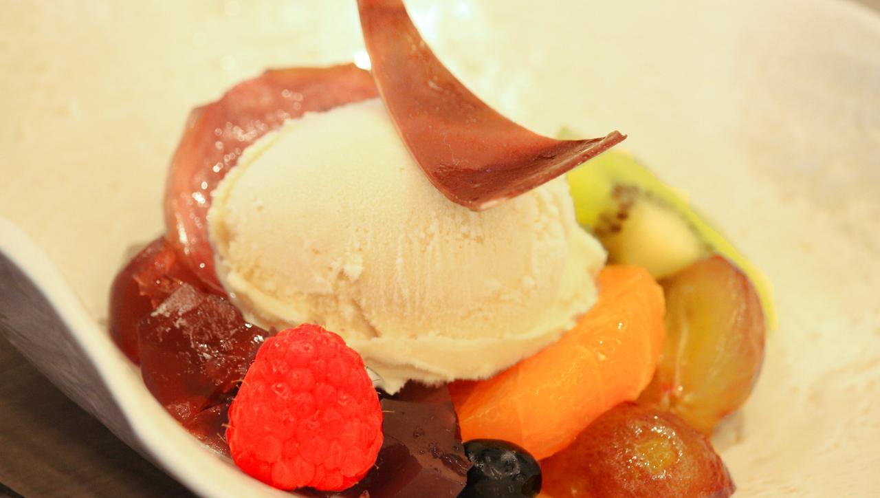 Nanki-Shirahama Marriott Hotel Luaran gambar Fruit salad with ice cream
